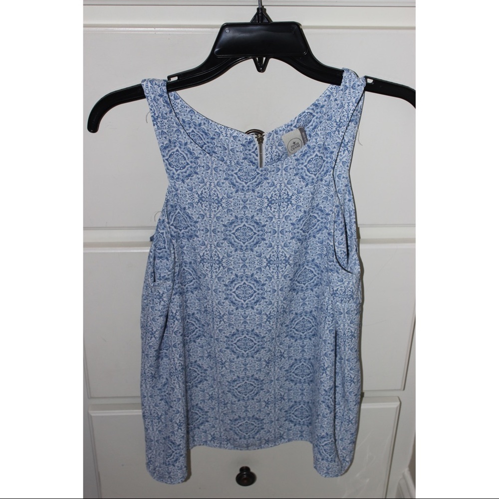 Blue and White Kaleidoscope Top